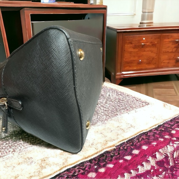 Michael Kors Saffiano Ayden Black Leather Satchel Handbag Excellent Condition - Picture 13 of 17